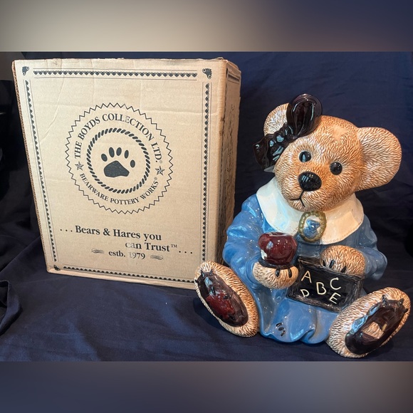 Vintage Boyds Bear Ms Bruin's Cookie Jar - Picture 1 of 8